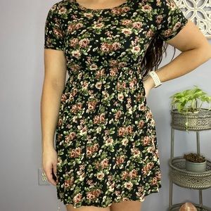 Floral elastic dress